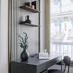 Sahil - 2 A Trocadero * Paris